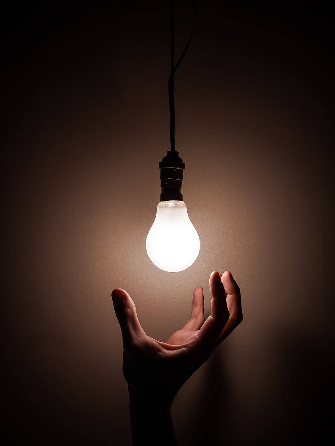 Simplyai Sydney business consulting agency light bulb